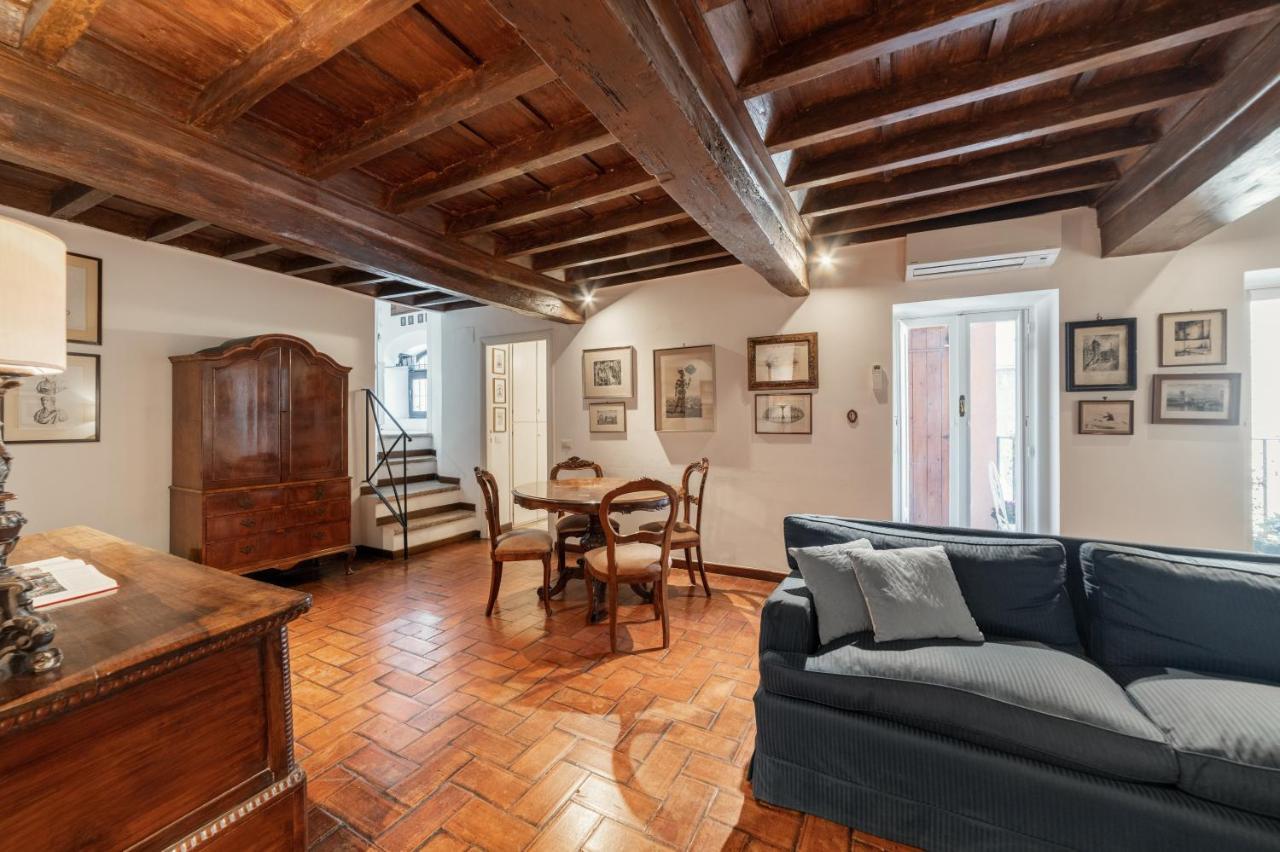 Domus Quiritum Charming, Appartamento d'Epoca a Campo de' Fiori Roma Exterior foto
